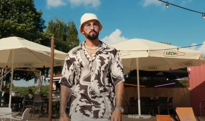 Matt Palmer osiąga kolejny sukces: „Bonnie i Clyde„ zdobywa serca fanów w całej Polsce!