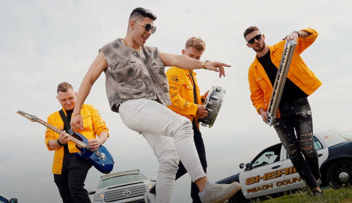 Mega premiera: DiscoBoys – „Z Tobą”: Niezwykła premiera! Niesamowite zaskoczenie!
