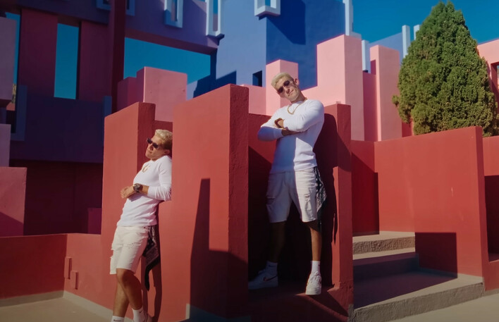 Mega premiera: „Tango„ od DiscoBoys – Taneczny hit na koniec roku!