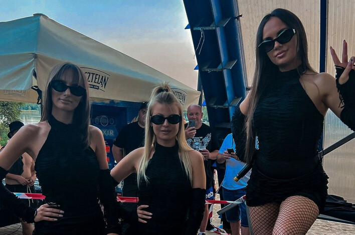 Szpilki podbijają rynek muzyczny w Polsce! Gwiazdy disco polo zachwycają zmysłowością i energią! 
