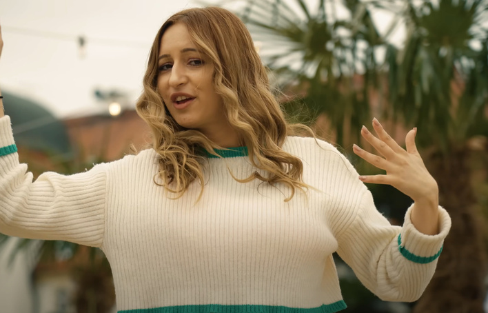 „Miami” Lidii Kuźmyk zaskakuje latynoskim brzmieniem i taneczną energią! To doskonały kierunek? 