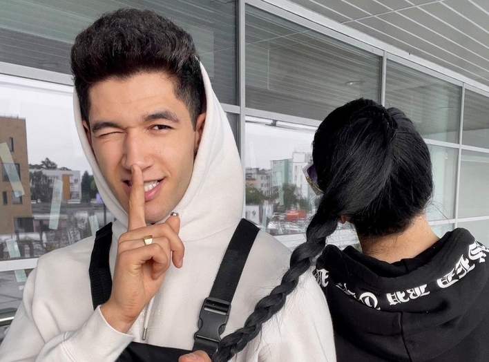 Miażdżą wszystkich! Takiego początku roku DiscoBoys nie mogli sobie wymarzyć! Na ich koncie OGROMNA sumka! ”Zarąbista blondi” to prawdziwy sztos