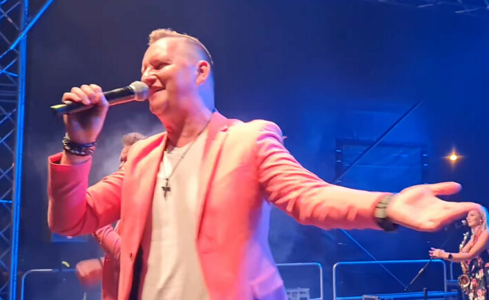 Mig - „Wymarzona„ na żywo w Sobieniach-Jeziorach: Energetyczny występ, który porwał publiczność