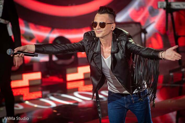 Milano w Gościszowie: Jesienny koncert, który rozgrzał serca fanów disco polo!