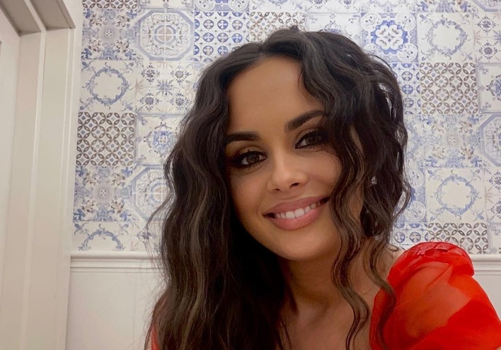 Tak wygląda mama popularnej wokalistki disco polo! Gwiazda pokazała FOTO z hucznych urodzin! 