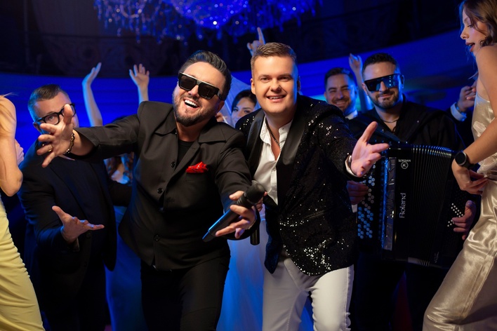 Milion na koncie! Wspólny sukces zespołu To Jest To i Andre podbija świat disco polo

