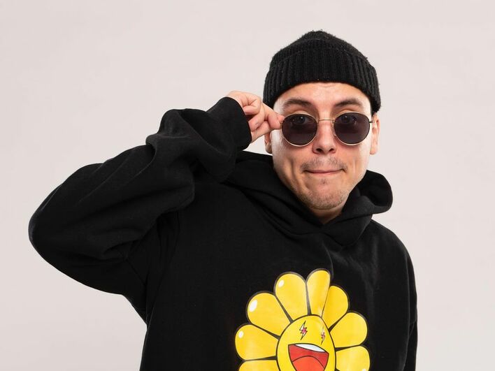 Miły Pan zawalczy w Fame MMA! Przeciwnikiem gwiazdora disco polo będzie znany polski raper! 