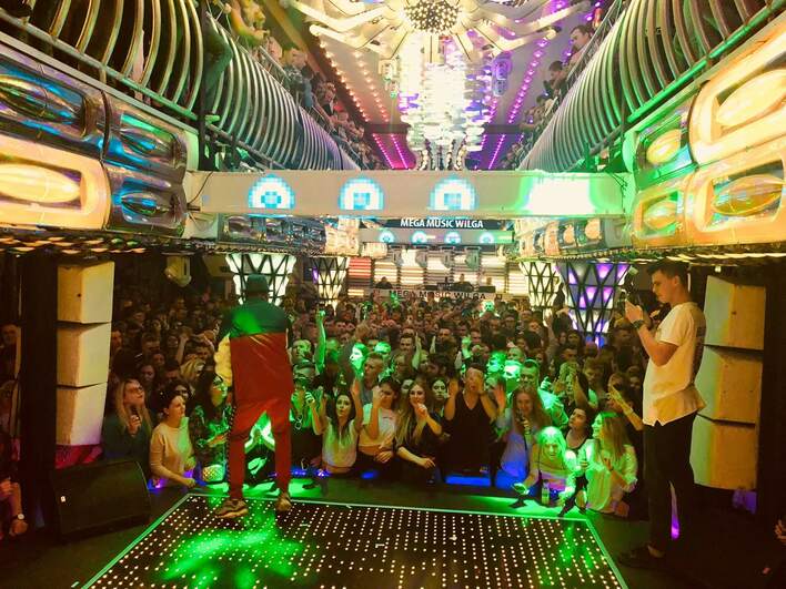 MiłyPan przyciągnął tłumy! Nie sposób było wcisnąć się pod scenę!