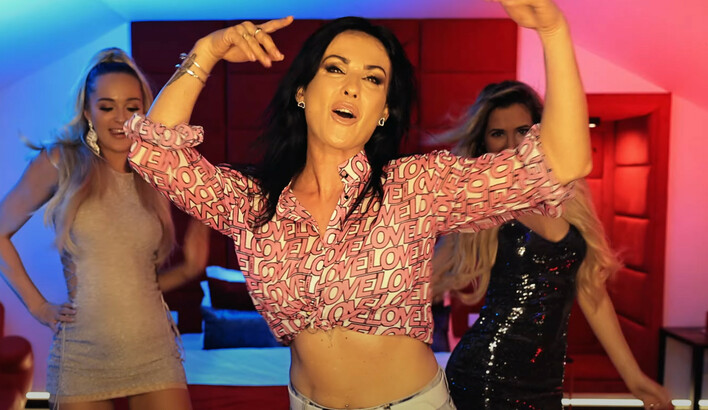 Mirage i Yoko z genialną premierą „Love love love„! Czy staną się dzięki tej nowości liderami w branży disco polo?!