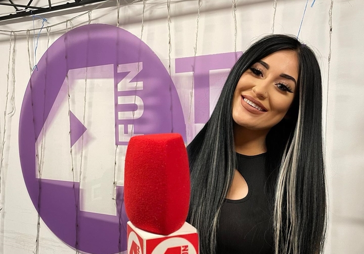 Młoda gwiazda disco polo prezenterką telewizyjną! Roxaok w 4Fun Dance!