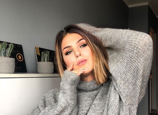 Wokalistka disco polo zachwyca fanów ogromnym wdziękiem! Wygląda zjawiskowo! 