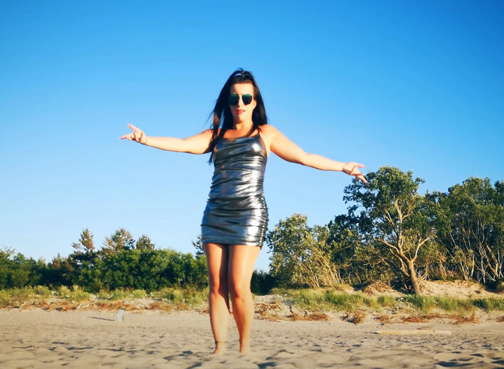 Młoda wokalistka disco polo atakuje rynek gorącą premierą! Kawałek “Ranisz me serce” to nowy hit tego lata?! 