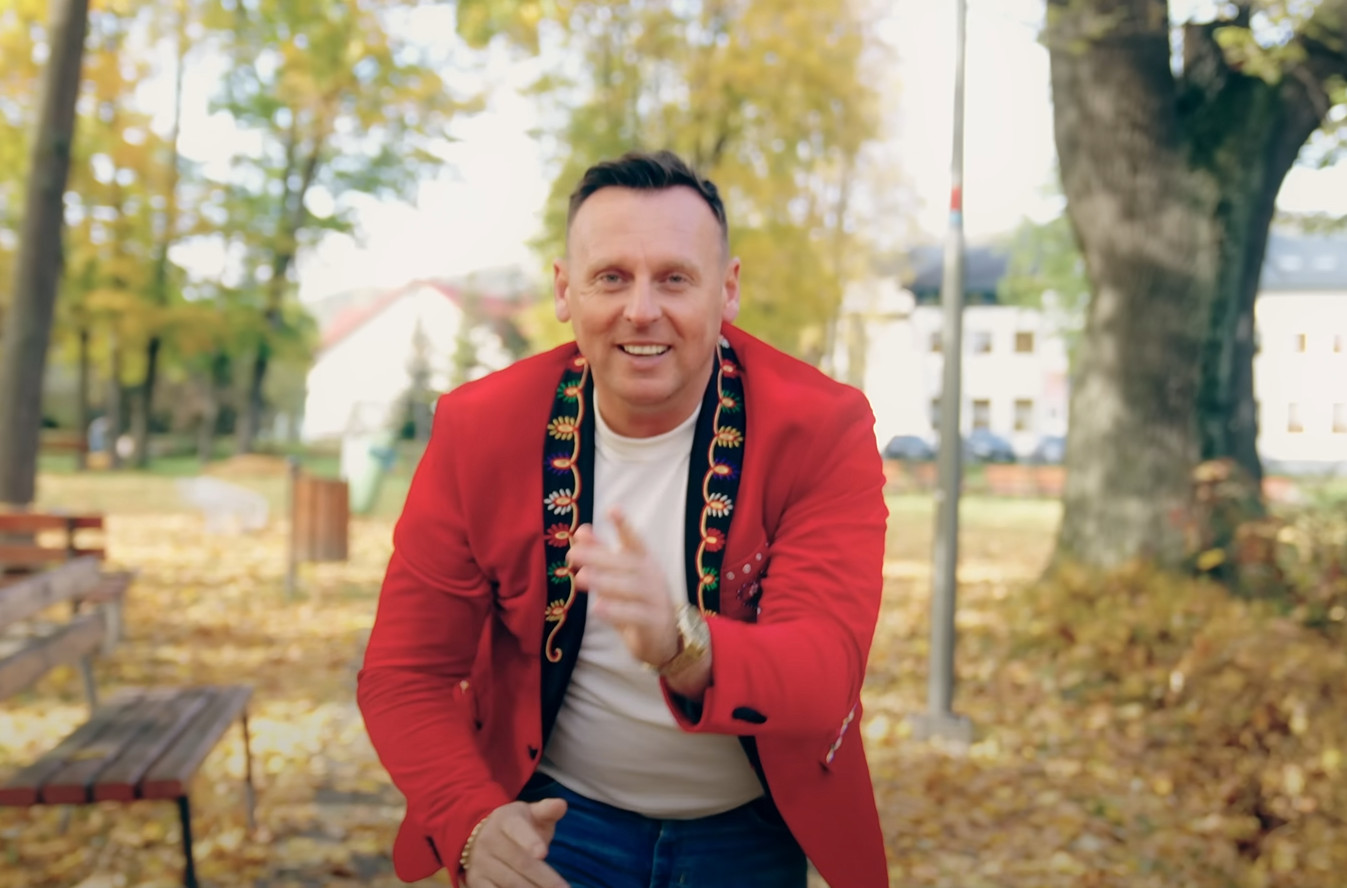 „Moja Miła” Szalonego Drużby już podbija YouTube – taneczny hit, który zachwycił fanów disco polo!
