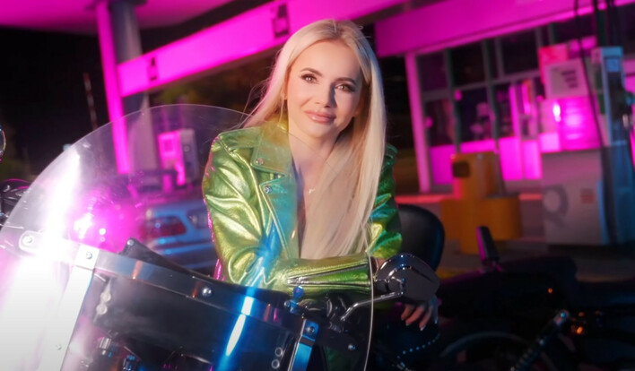 Monika Chwajoł prezentuje nowość ”Całą Noc” – taneczna energia i emocje w jednym utworze!

