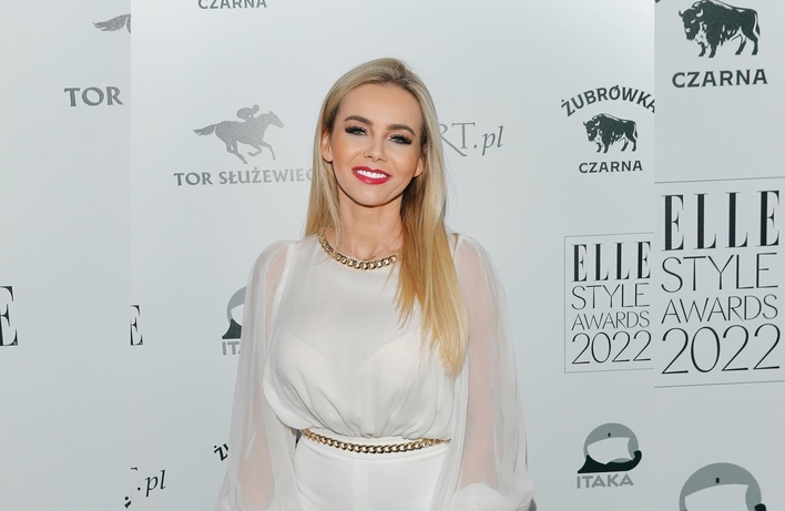 Zjawiskowa Monika Chwajoł zachwyca na zdjęciach! Zobaczcie na jaką stylizację postawiła [FOTO]