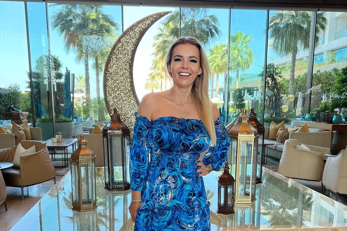 Monika Chwajoł zachwyca w Dubaju! Zjawiskowe stroje, ponętnie bikini i gorące zdjęcia! Tak bawi się gwiazda disco polo!