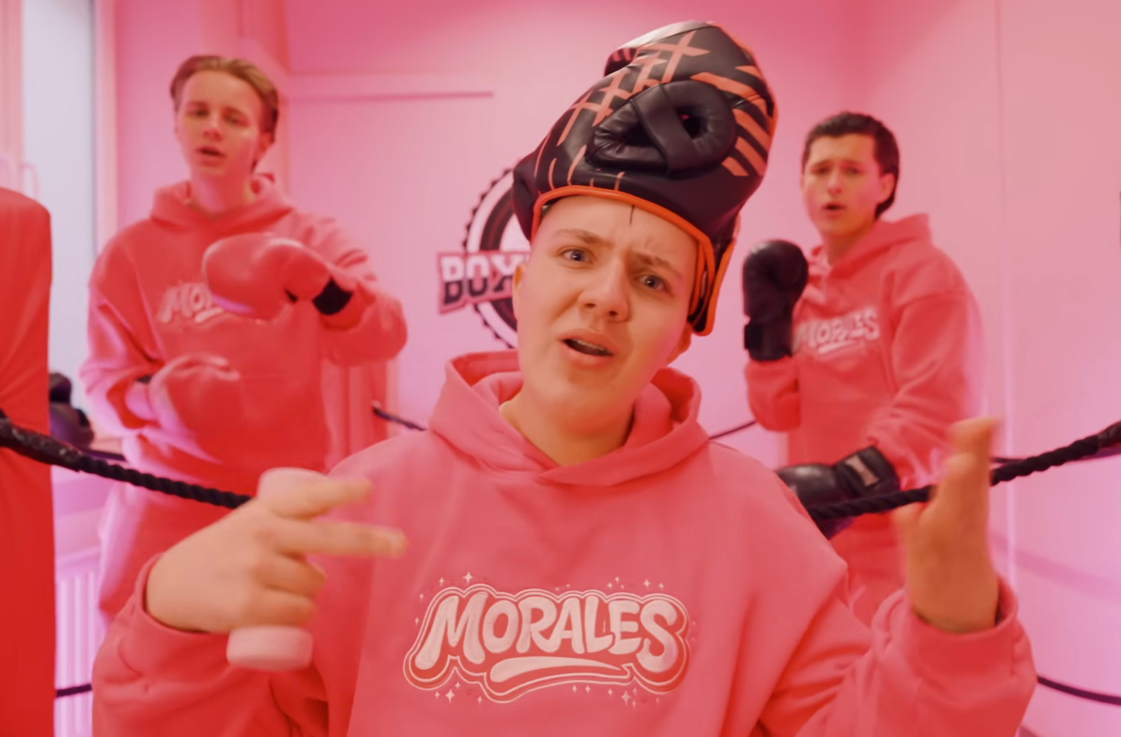 Morales szokuje premierą 