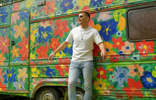 „Mówiłem Ci C’est la vie” Jacka Dworakowskiego rośnie w siłę