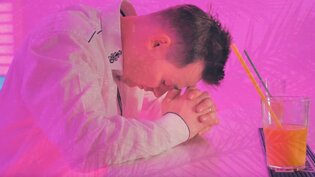 Czy kochać to za mało? - pyta popularny wokalista disco polo w swojej nowości! Zobaczcie VIDEO