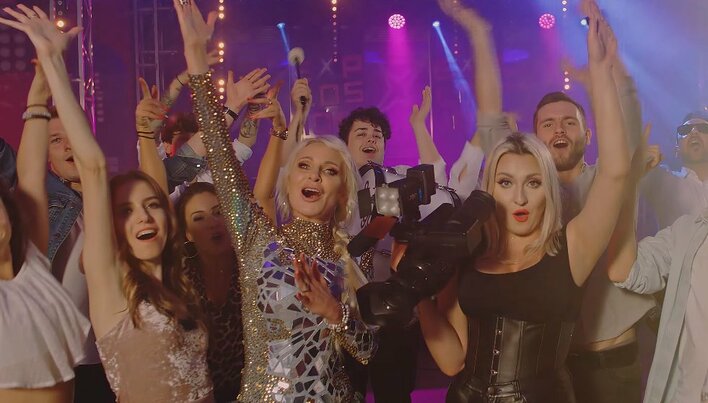 NA BOSO w disco polo! Taneczny i wpadający w ucho hit disco polo podbija całą Polskę! Posłuchajcie genialną nowość zespołu Mejk!