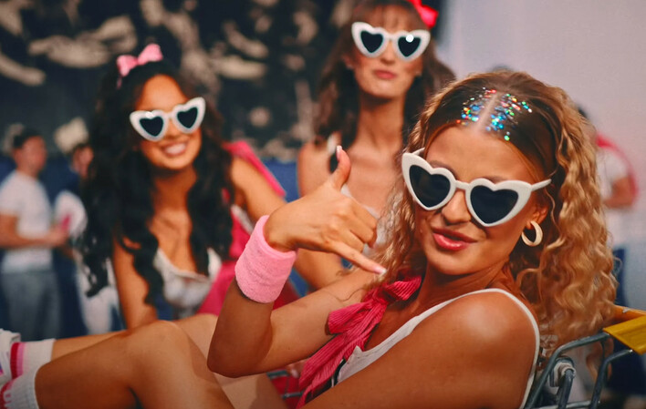 „Na pieska„ - Szpilki zaskakują nowym hitem disco polo! Czy podbiją karnawałową scenę? | PREMIERA