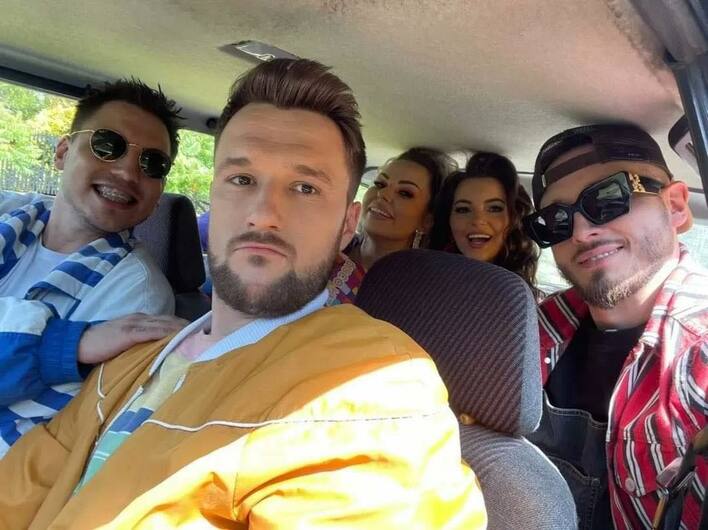 Najlepsze zespoły disco polo na jednym zdjęciu! Fani apelują „Połączcie swe siły i grajcie razem„ Topky, Defis, MiłyPan i Łobuzy! Co kombinują gwiazdy?!