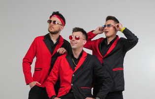 Największe przeboje Menelaos w jednym miejscu – składanka sylwestrowa 2025/2026 już dostępna