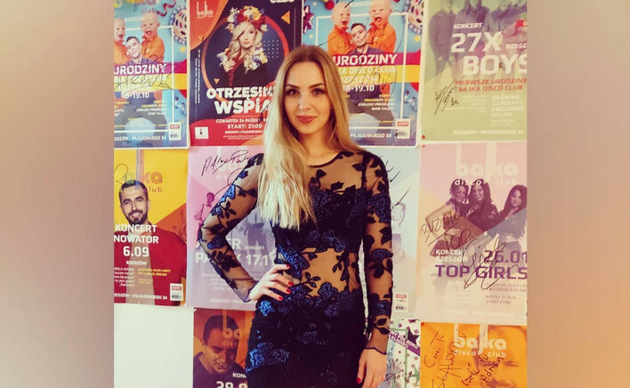 Natalia Siemieniecka z zespołu Top Girls w gorącej odsłonie! Gwiazda disco polo odważnie odsłoniła biust! Fani w szoku!