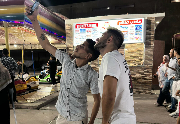 Nawet w Egipcie rozpoznają Kamila Kossakowskiego z DiscoBoys!

