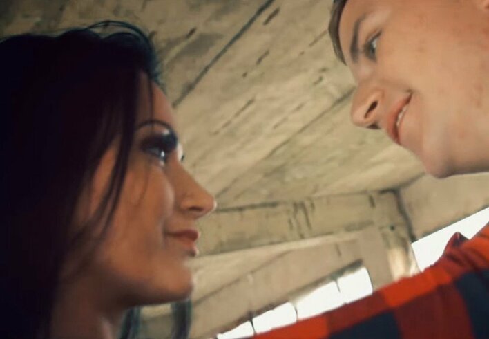 Never - Lubisz Kiedy Mowie Kocham Cie | Premiera klipu