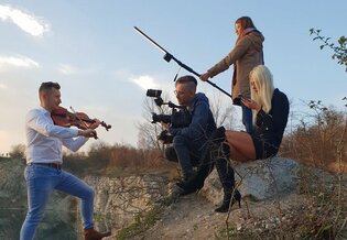 "Nie ukryjesz" nowym przebojem disco polo? Zobaczcie premierową produkcję grupy Toporki! | VIDEO