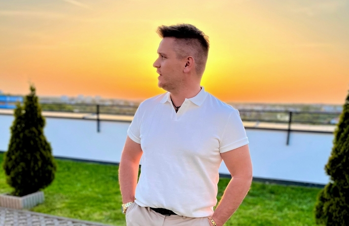 Nie uwierzysz, co Arek Kopaczewski przygotował na lato! Zobacz przedpremierę „Najdroższa na świecie„