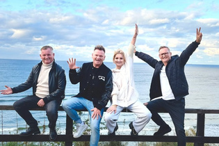 Niebywały występ duetu z zespołu Mig! „Wymarzona” zabrzmiała w garderobie totalnie LIVE! 