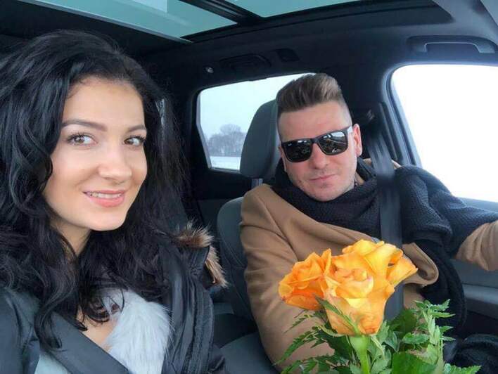 Niedzielny obiad u mamuni! Uwielbiany wokalista disco polo spędził czas z rodziną! 