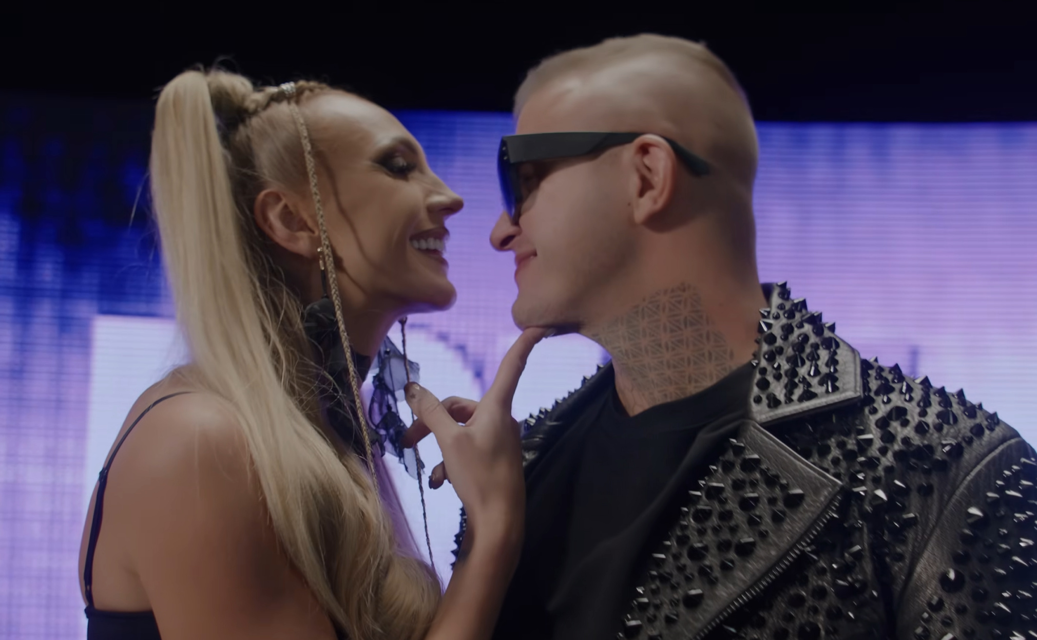 Hit, o którym mówi cała scena! „Niewiara” Narożnego i Soboty, a konkurencja tylko zaciska zęby