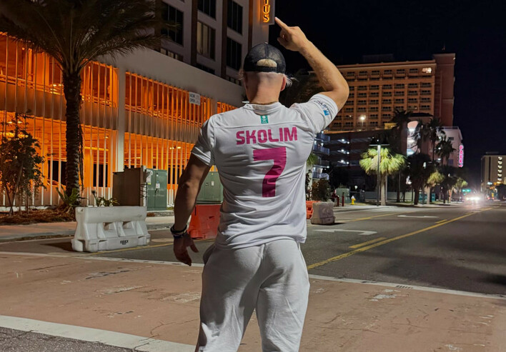 Niezapomniane show Skolima na Florydzie! „Kiss me Baby” w Clearwater rozgrzewa publiczność! | VIDEO
