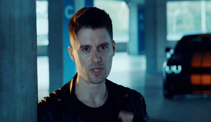 Nowy odłam disco polo?! Pan Mareczek w nowości „Wraca i tak„ To Hardcore Polo! Inspiracją jest m.in. Scooter i Darren Styles!