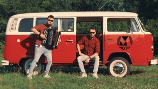 Niezwykła premiera znanych gwiazdorów disco polo! ”No i się stało, mamy hit 2021”