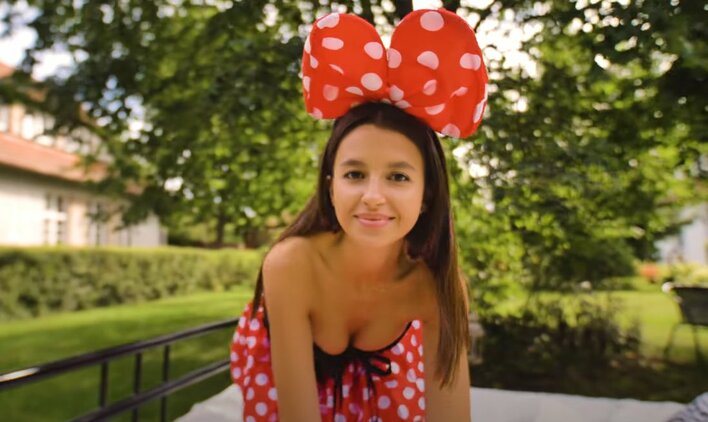 Niezwykle atrakcyjna "Myszka" podbije rynek disco polo?! Czas na iście zwierzęcą premierę! 