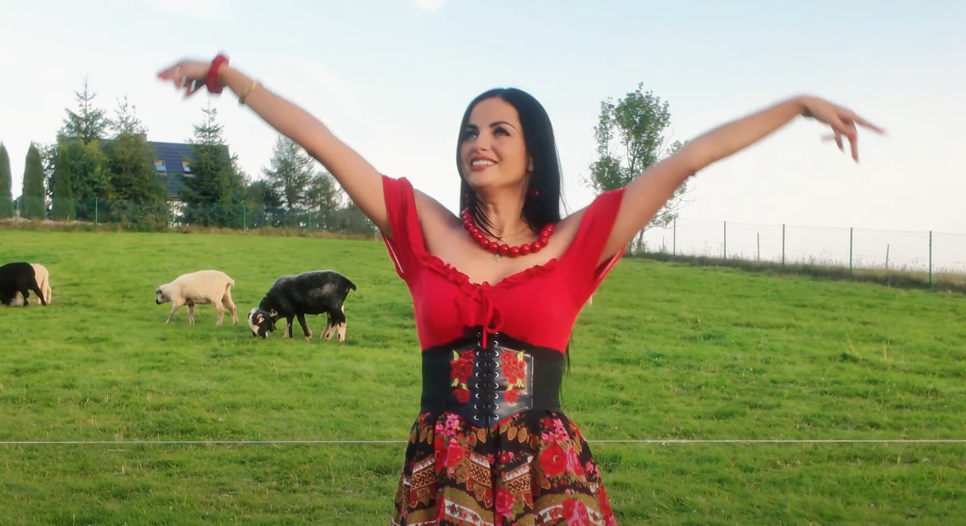 Nowa gwiazda disco polo! Natalia Lebda i jej pierwszy hit „Chcę mieć Górala” robi furorę w sieci