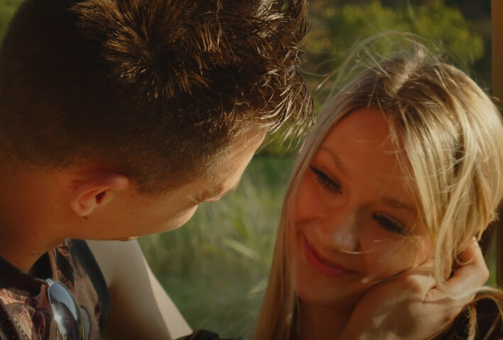 Nowa odsłona klasyki! „Hej sokoły„ w rytmie disco polo! Nowość od Carmelovi!