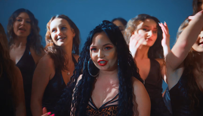 Nowa piosenka Kayla „Kiedy słońce zajdzie” już w sieci. Taneczna premiera disco polo