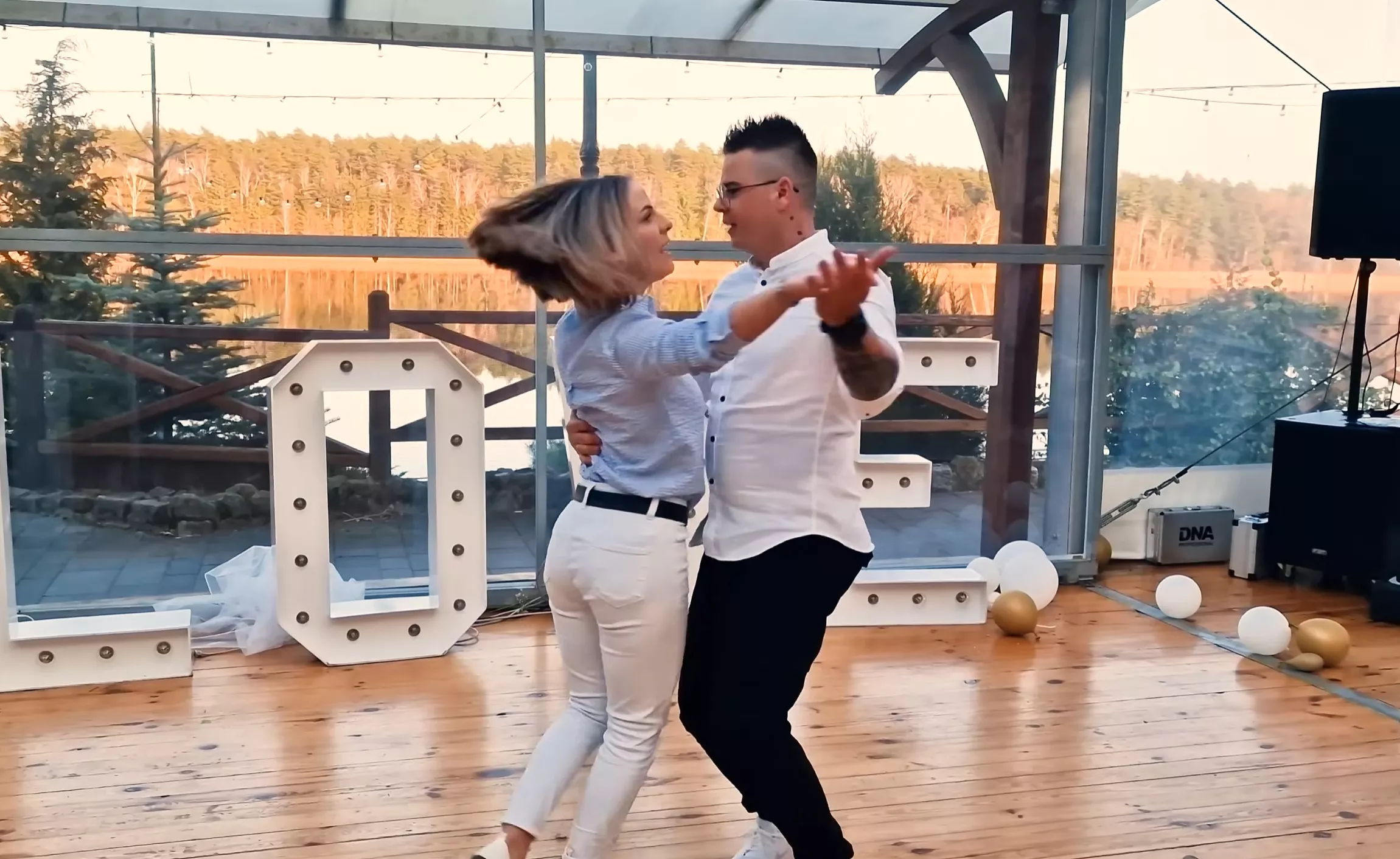 Nowa piosenka Massive „Jeden wers” już dostępna! Polacy kochają taki klimat! 