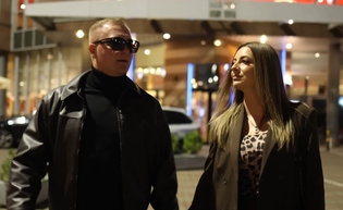 Nowa piosenka Szymona Jankowskiego „Oczy jak gwiazdy” podbija internet