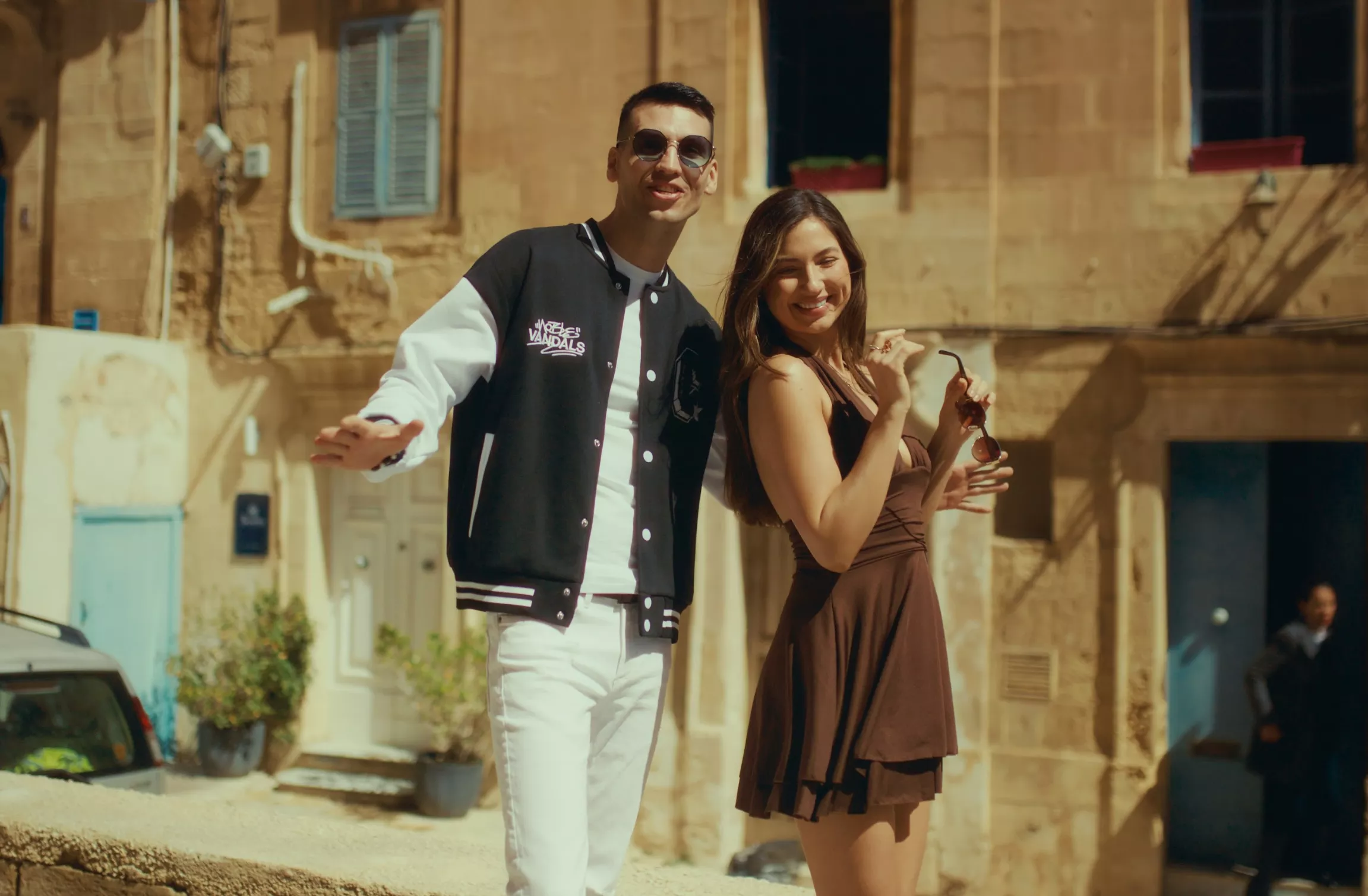 Nowa piosenka zespołu Bayera „Milion gwiazd” dostępna! To nowy hit?