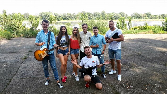 Muzyczna niespodzianka! Grupa Spontan nakręciła klip do singla pt. "Powiedz mi"!