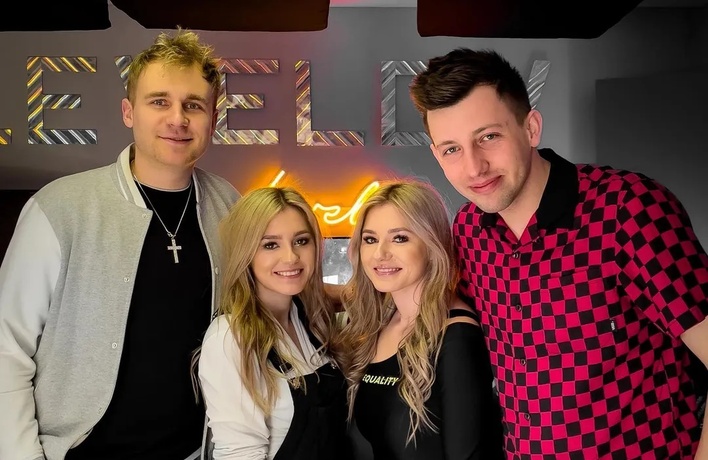Nowe gwiazdy w branży disco polo! Bliźniaczki zamarzyły o karierze u boku największych gwiazd! Kim są i co szykują?! 