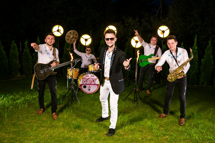 Nowość Kapela ROY „JA I TY„ – emocje, miłość i tajemnice w jednym utworze! Zobacz teledysk, który zachwyca! Przedpremiera!