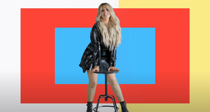 Urocza blondynka podbije rynek disco polo?! Nowość: Mistic ”Znów jestem sama” trafiła właśnie do sieci. Co na to fani? 