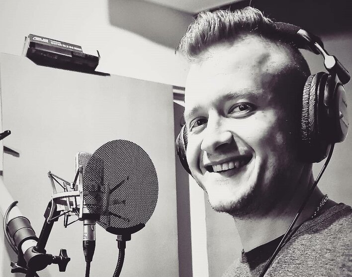 Dawid Narożny płynąc na fali sukcesu zapowiada kolejny hit! 